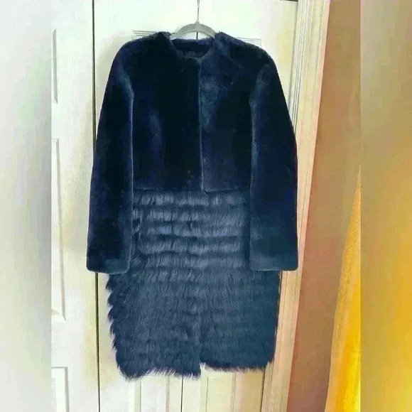 Tory Burch Electra Fur-Trim Shearling Jacket Size Small MSRP $3,000! - Picture 5 of 5